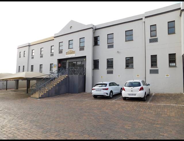 350M² OFFICE TO LET IN FERNDALE